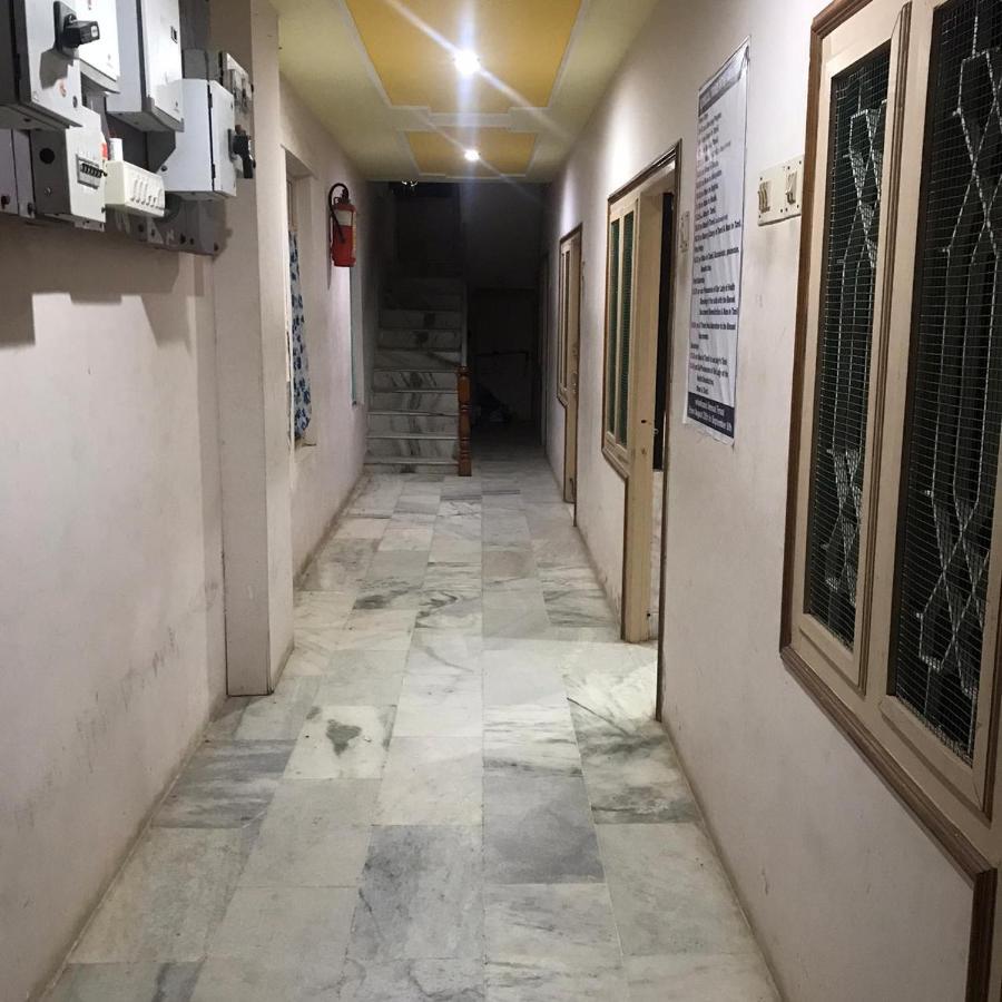 Balaji Residency Velankanni Esterno foto